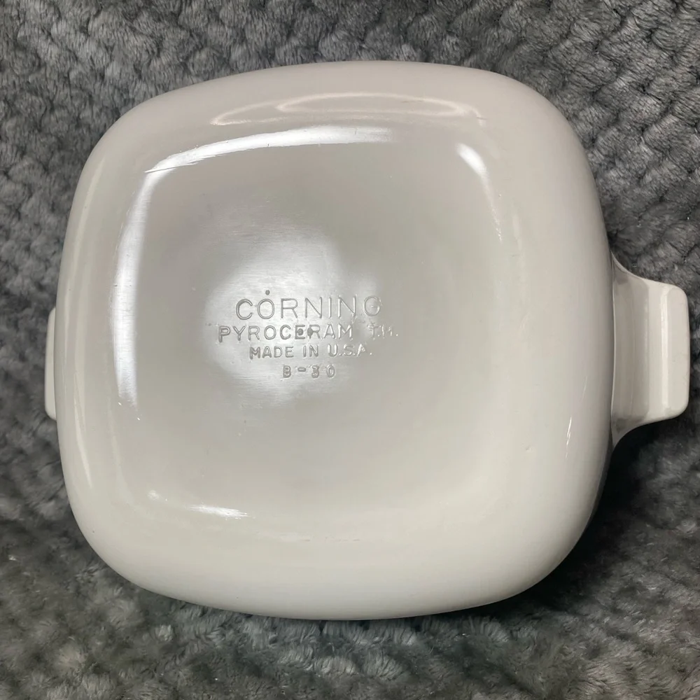 Classic CorningWare Cornflower Casserole Dish - Circa 1985-1999